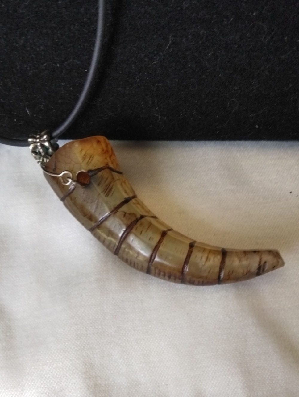 Handcrafted Brown Horn Pendant Necklace - Picture 3 of 3
